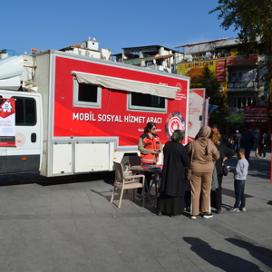 Mobil Sosyal Hizmet Aracı ile Gaziantep’in Tüm İlçelerinde Sahada Hizmet - fotoğraf 2