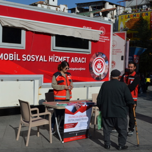 Mobil Sosyal Hizmet Aracı ile Gaziantep’in Tüm İlçelerinde Sahada Hizmet - fotoğraf 1