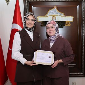 Valimiz Doç. Dr. Kübra Güran Yiğitbaşı'ndan Özverili Çalışmalara Teşekkür Belgesi - fotoğraf 5