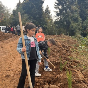11 Kasım Milli Ağaçlandırma Günü, bu yıl “2025 Aile Yılı” kapsamında ilimizde bağlı kuruluşlarımız tarafından anlamlı etkinliklerle kutlandı. - fotoğraf 4