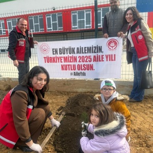 11 Kasım Milli Ağaçlandırma Günü, bu yıl “2025 Aile Yılı” kapsamında ilimizde bağlı kuruluşlarımız tarafından anlamlı etkinliklerle kutlandı. - fotoğraf 9