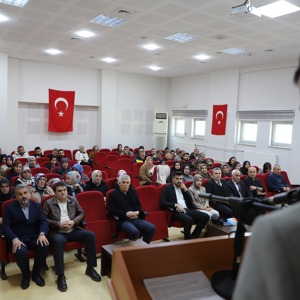 Aile İçinde Dayanışma ve Toplumsal Huzur Konulu Söyleşimizi Gerçekleştirdik - fotoğraf 1