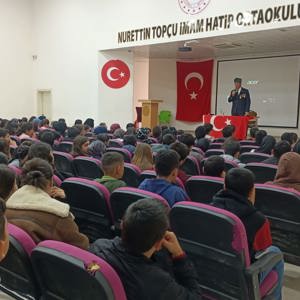 Nurettin Topçu İmam Hatip Ortaokulu’nda “Vatan ve Kahramanlık Buluşmaları” - fotoğraf 1