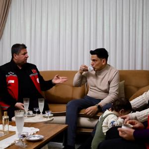 Aziz şehitlerimizin Kıymetli Ailelerini ve Kahraman Gazilerimizi Hanelerinde Ziyaret Etmeye Devam Ediyoruz. - fotoğraf 2