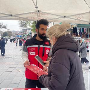 İl Genelinde Sahaya Çıkan Ekiplerimiz 'Dijital Dünyada Çocuk Hakları Sözleşmesi' Kapsamında Farkındalık Çalışmalarına Devam Ediyor - fotoğraf 4