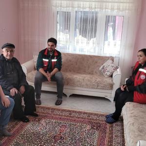 4 Kuşak ve 5 Kuşağın Bir Arada Yaşadığı Aileye Ziyaret Gerçekleştirildi. - fotoğraf 1