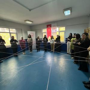 Çocuk Koruma Alanında Görev Yapan Meslek Elemanlarımıza Yönelik ‘Karar Destek Mekanizmalarının Güçlendirilmesi Eğitimi' Üç Ayrı Kuruluşumuzda Gerçekleştirildi. - fotoğraf 3
