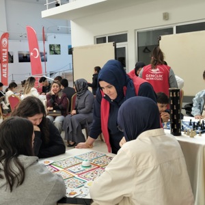 SED Kapsamındaki Çocuklar İçin Anlamlı Etkinlik: Renkler ve Oyunlarla Sosyal Gelişim - fotoğraf 2