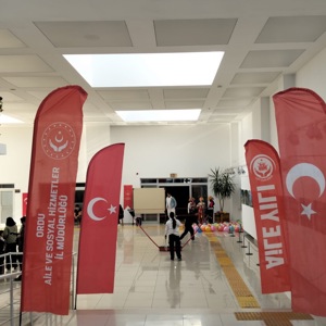 SED Kapsamındaki Çocuklar İçin Anlamlı Etkinlik: Renkler ve Oyunlarla Sosyal Gelişim - fotoğraf 1