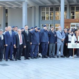 3 Aralık Dünya Engelliler Günü Kapsamında, Valilik Hizmet Binası Önünde Tören Düzenlenmiştir. - fotoğraf 2