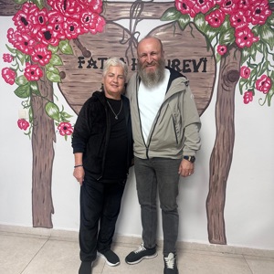 Fatsa Huzurevi Müdürlüğümüze  Sanatçı Çetin Altay’dan Ziyaret - fotoğraf 2