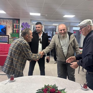 Fatsa Huzurevi Müdürlüğümüze  Sanatçı Çetin Altay’dan Ziyaret - fotoğraf 5