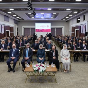 Bakanımız Sayın Mahinur Özdemir Göktaş’ın başkanlığında gerçekleştirilen İl Müdürleri Değerlendirme Toplantısı’nda, 81 il müdürü ile bir araya gelindi - fotoğraf 4