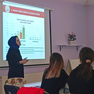 Kadın Güçlenirse Toplum Güçlenir: Şiddetle Mücadele İl Kurulu Toplantısı Gerçekleştirildi - fotoğraf 5