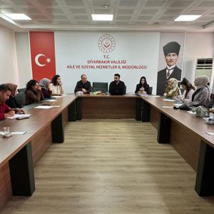 Çocuk Koruma Alanında Çalışan Meslek Elemanları İçin Değerlendirme Çerçevesi Rehberi Eğitimi gerçekleştirildi. - fotoğraf 2