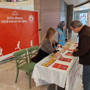 Dijital Dünyada Çocuk Hakları İçin Birlikteyiz - fotoğraf 1