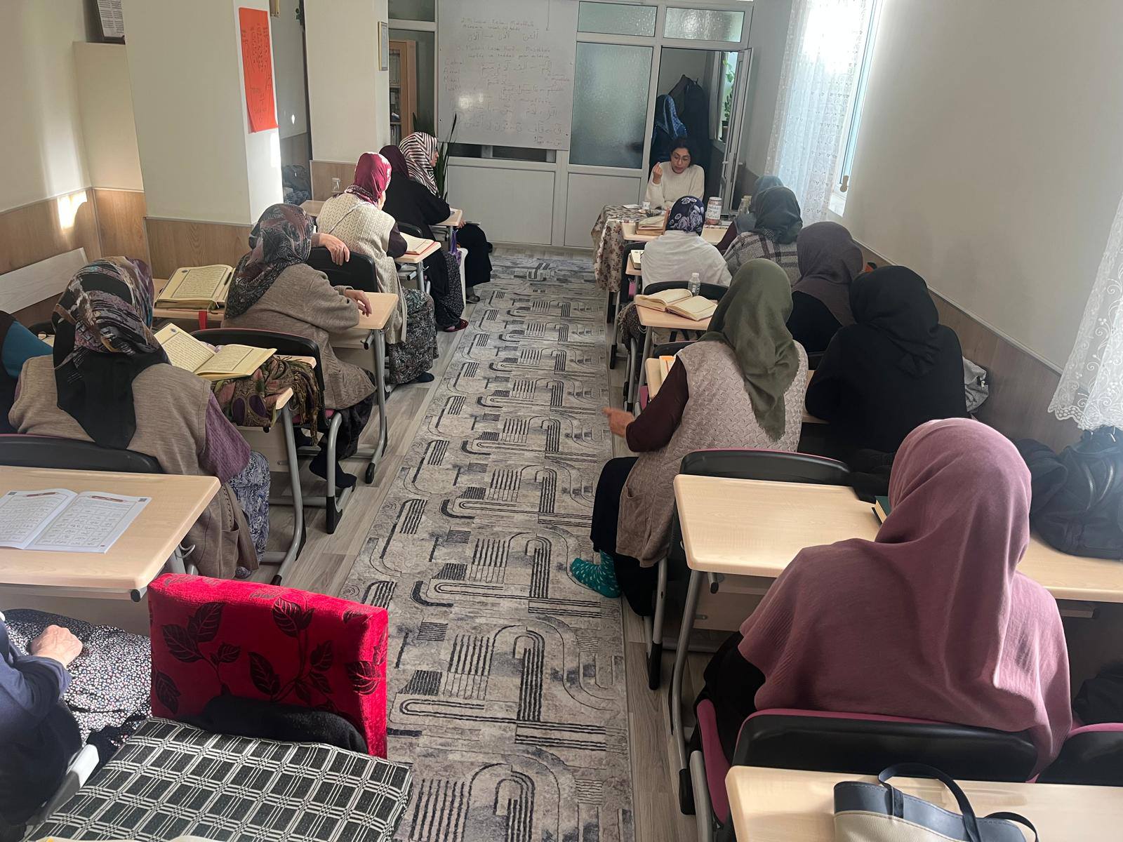 Kadına yönelik şiddetle mücadele ve toplumsal farkındalığın artırılması amacıyla, Hacı Saliha Işıksaçan Camii Kur’an Kursu, Hz. Ömer Camii Kur’an Kursu ve Hacı Ömer Tavsatmaz Camii Kur’an Kursu kursiyerlerine yönelik eğitim