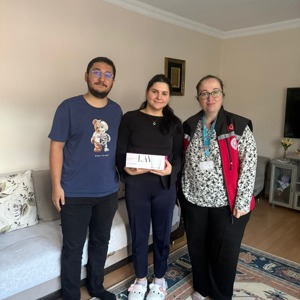 Evlenecek Gençlerin Desteklenmesi Projesi Kapsamında Destek Alan Çiftlerimizi Ziyaret Ederek Sayın Bakanımız Mahinur Özdemir Göktaş'ın Tebriklerini İletiyoruz - fotoğraf 1