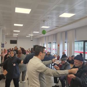 Gördes Huzurevi’nde Doğum Günleri Kutlandı, Emeklere Teşekkür Edildi - fotoğraf 4