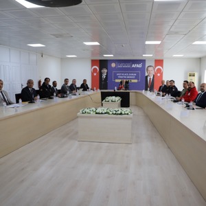 AFAD KOORDİNESİNDE DEPREM TATBİKATI DEĞERLENDİRME TOPLANTISI YAPILDI - fotoğraf 2