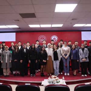 Bakanımız Göktaş devlet korumasındaki gençlerin kamu kurumlarına yerleştirilmesi töreninde konuştu - fotoğraf 4