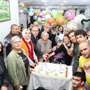 HUZUREVİMİZDE GÜLÜMSEYEN YÜZLER, MUTLU ANLAR - fotoğraf 2