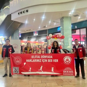 Dijital Dünyada Çocuk Hakları İçin Hep Birlikte - fotoğraf 2