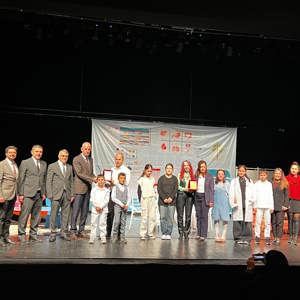 Çayırova Çocuk Evleri Sitesi’nde “Ponçik Hasta” Tiyatro Gösterisi Sahnelendi - fotoğraf 2