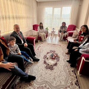  İl Müdürlüğümüz Hizmet Modellerimizden Yararlanan Ailelerimize Ziyaret - fotoğraf 1