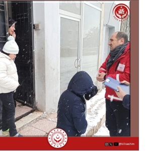 İl Müdürlüğümüze bağlı Sosyal Hizmet Merkezi Müdürlüğü  personeli tarafından evinde yalnız yaşayan ve tek ebeveynli ailelerimizi ziyaret edip, acil ihtiyaçlarını tespit ediyoruz. - fotoğraf 13