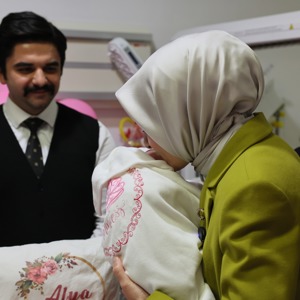 Bakanımız Göktaş'tan doğum yapan annelere "yeni yıl" ziyareti - fotoğraf 9