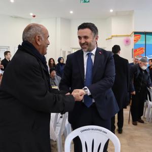 Sayın Valimiz Davut GÜL’ eşliğinde Şehit Onur Ensar Ayanoğlu Huzurevi’ne Yeni Yıl Ziyareti - fotoğraf 2