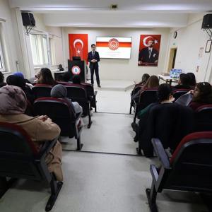 Çocuklarla İletişim ve Destek - Çocuk Hakları Konulu Eğitim Verilmiştir. - fotoğraf 1