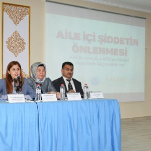 25 Kasım Kadına Yönelik Şiddetle Mücadele Günü İlimizde çeşitli etkinlikler yapıldı. - fotoğraf 8