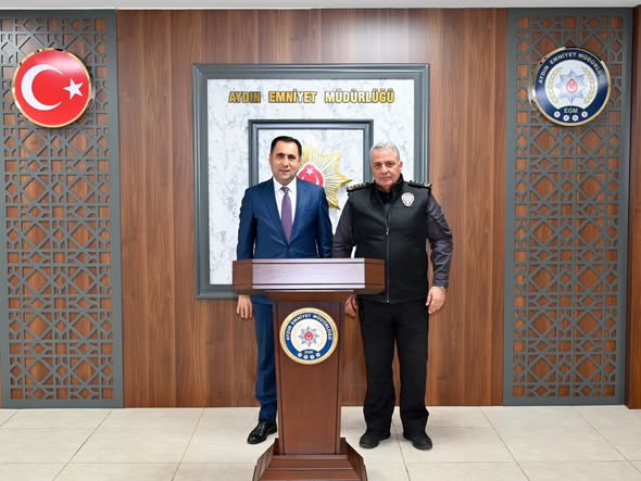 İl Müdürümüz İlkay Türkoğlu, göreve başlaması dolayısıyla yürütülen kurumlar arası iş birliği ve koordinasyon kapsamında Aydın İl Emniyet Müdürümüz Sayın Armağan Adnan ERDOĞAN’ı makamında ziyaret etti.