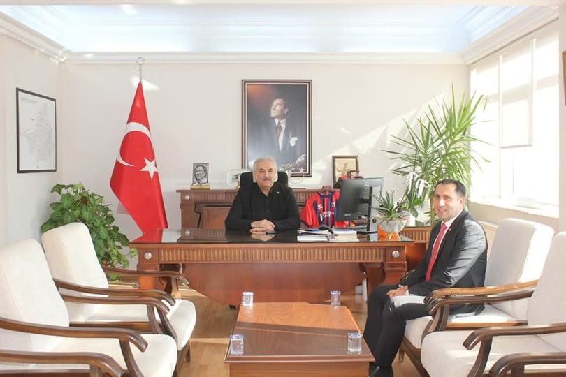 İl Müdürümüz İlkay Türkoğlu, Söke Kaymakamı Sayın Ali Akça’yı makamında ziyaret etti.