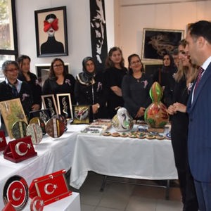 Şehit Yakınları ve Gazilerin El Emeği Ürünleri Sergilendi… - fotoğraf 3