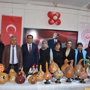 Şehit Yakınları ve Gazilerin El Emeği Ürünleri Sergilendi… - fotoğraf 4