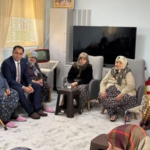 Aymelek Gündüzlü Yaşlı Bakım Merkezi Müdürlüğüne Ziyaret - fotoğraf 1