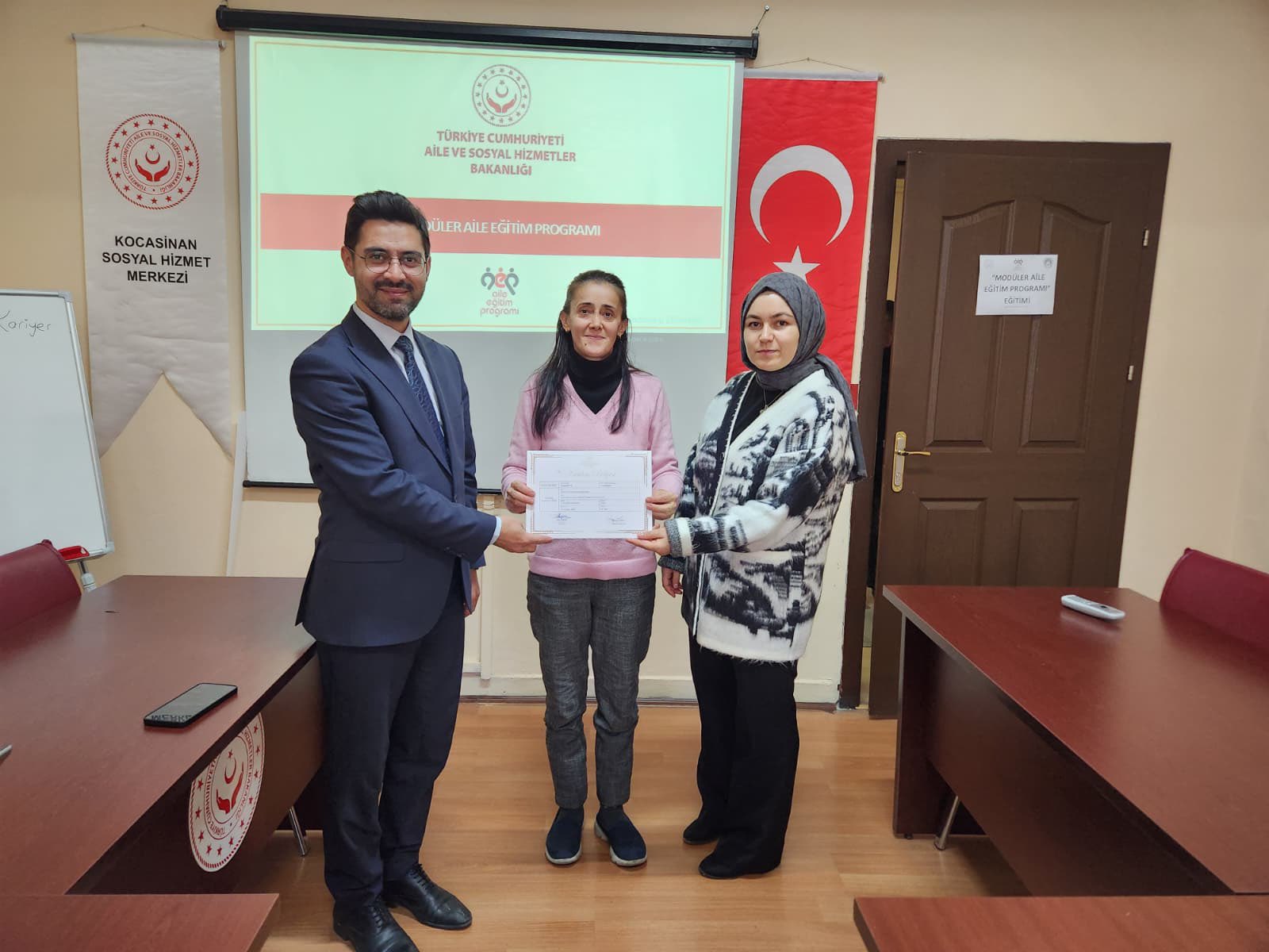 Modüler Aile Eğitim Programı Kapsamındaki İkinci Grup Eğitimleri Başarıyla Tamamlandı