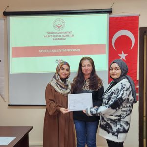 Modüler Aile Eğitim Programı Kapsamındaki İkinci Grup Eğitimleri Başarıyla Tamamlandı - fotoğraf 3