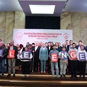 Bakanımız Göktaş, "Beyaz Baston Görme Engelliler Haftası ve İşbirliği Protokolü İmza Töreni"nde konuştu - fotoğraf 3