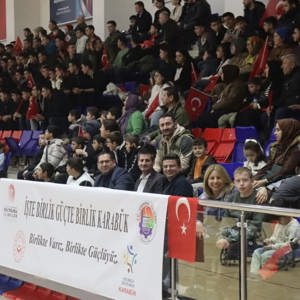 Tribünleri Sevgiyle Dolduran Karabüklü Hemşehrilerimize Gönülden Teşekkürler - fotoğraf 4