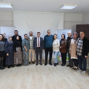  Bir Çocuğun Kalbine Açılan Kapı Koruyucu Aile - fotoğraf 1