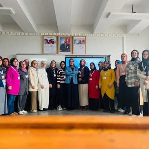 Modüler Aile Eğitim Programı Kapsamında Aile İçi İletişim Eğitimi Gerçekleştirildi - fotoğraf 1