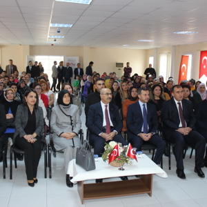 “Uluslararası Kadına Yönelik Şiddetle Mücadele Günü” Kapsamında Düzenlenen Konferansımız - fotoğraf 2