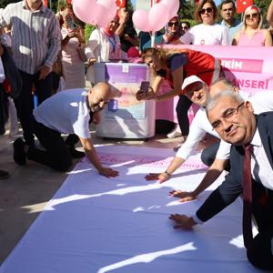 MEME KANSERİ FARKINDALIĞI İÇİN DÜNYA YÜRÜYÜŞ GÜNÜ ETKİNLİĞİ - fotoğraf 5