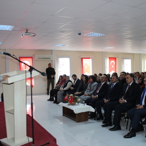“Uluslararası Kadına Yönelik Şiddetle Mücadele Günü” Kapsamında Düzenlenen Konferansımız - fotoğraf 8