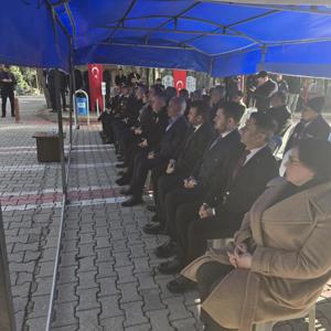 CEYHAN'IN KURULUŞUNUN 104. YILI KUTLAMALARI MÜNASEBETİYLE CEYHAN KAYMAKAMLIĞININ DÜZENLEDİĞİ TÖREN - fotoğraf 4