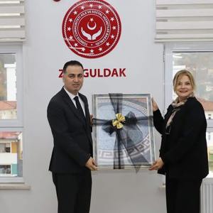 Kuruluş Müdürlerimiz ile Şube Müdürlerimize Yönelik Protokol ve Nezaket Kuralları Konulu Eğitim Gerçekleştirilmiştir.  - fotoğraf 2